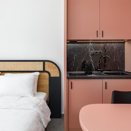 Lorian Suite By Alchemia Parking Saloniki Zewnętrze zdjęcie